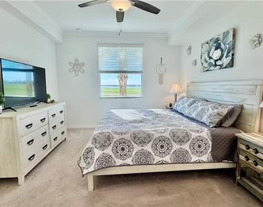43030 Greenway Boulevard - Photo Thumbnail 11