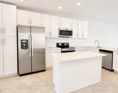 15940 Grassland Lane - Photo Thumbnail 2