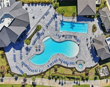 15940 Grassland Lane - Photo Thumbnail 12