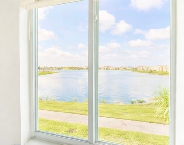 15940 Grassland Lane - Photo Thumbnail 5