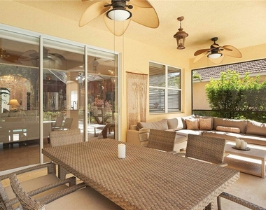 10514 Bella Vista Drive - Photo Thumbnail 4