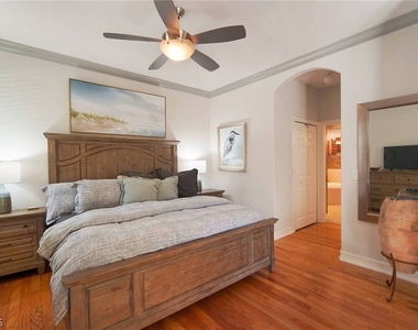 10514 Bella Vista Drive - Photo Thumbnail 13
