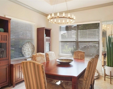10514 Bella Vista Drive - Photo Thumbnail 8
