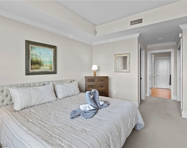 9115 Strada Place - Photo Thumbnail 11