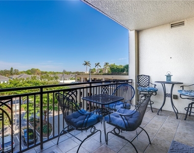 9115 Strada Place - Photo Thumbnail 16