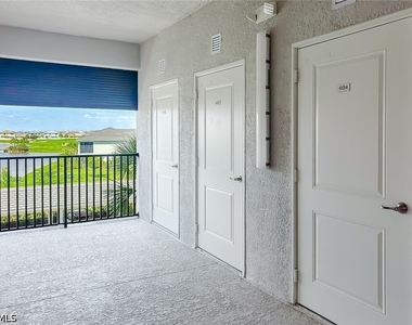 5583 Double Eagle Circle - Photo Thumbnail 16