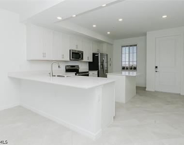 5583 Double Eagle Circle - Photo Thumbnail 3