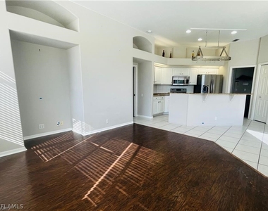 2271 Eaton Lake Court - Photo Thumbnail 4