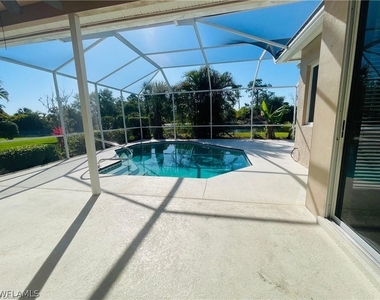 2271 Eaton Lake Court - Photo Thumbnail 2