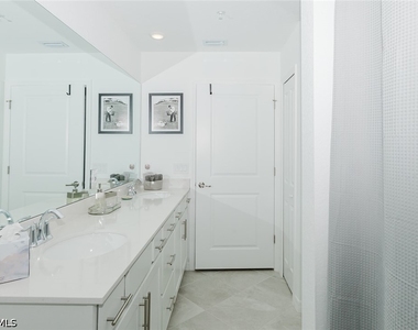 15375 Green Acres Avenue - Photo Thumbnail 42