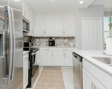 15375 Green Acres Avenue - Photo Thumbnail 23