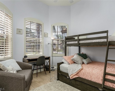 12595 Grandezza Circle - Photo Thumbnail 14