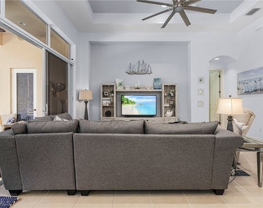 12595 Grandezza Circle - Photo Thumbnail 7