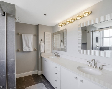 5501 Heron Pt Drive - Photo Thumbnail 15