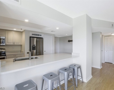 5501 Heron Pt Drive - Photo Thumbnail 10