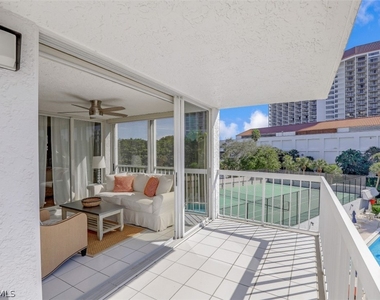 5501 Heron Pt Drive - Photo Thumbnail 19