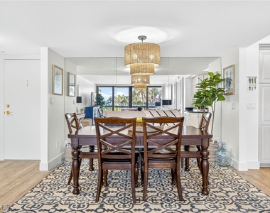 4001 Gulf Shore Boulevard N - Photo Thumbnail 7
