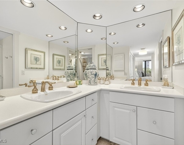 4001 Gulf Shore Boulevard N - Photo Thumbnail 14
