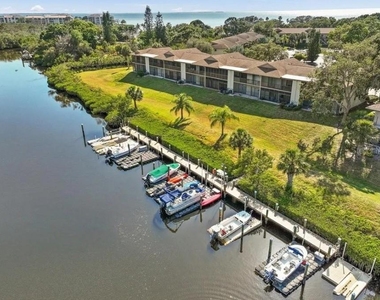 1669 Seascape Circle - Photo Thumbnail 16