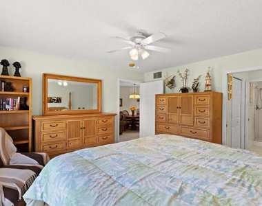 1669 Seascape Circle - Photo Thumbnail 8