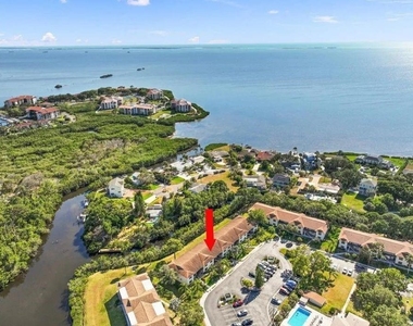 1669 Seascape Circle - Photo Thumbnail 17