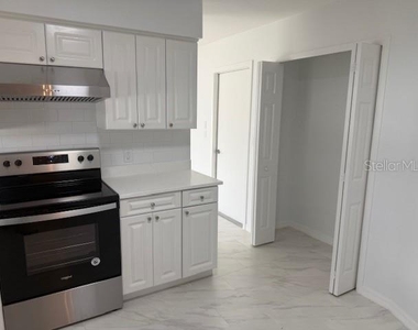 3401 50th Street W - Photo Thumbnail 10