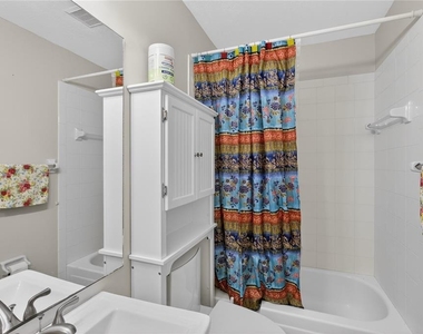 2065 Oak Beach Boulevard - Photo Thumbnail 21