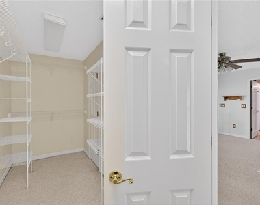 2065 Oak Beach Boulevard - Photo Thumbnail 18