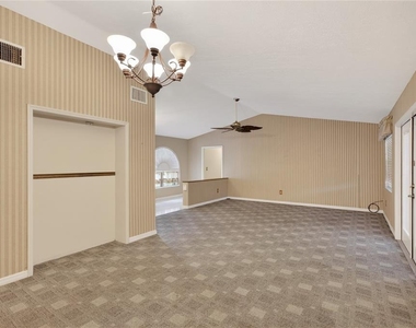 2065 Oak Beach Boulevard - Photo Thumbnail 7
