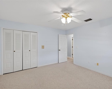 2065 Oak Beach Boulevard - Photo Thumbnail 11