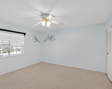 2065 Oak Beach Boulevard - Photo Thumbnail 15