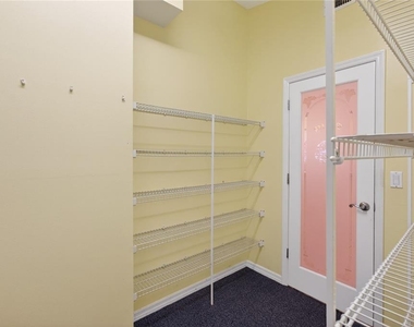 2065 Oak Beach Boulevard - Photo Thumbnail 22