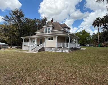903 E New York Avenue - Photo Thumbnail 1
