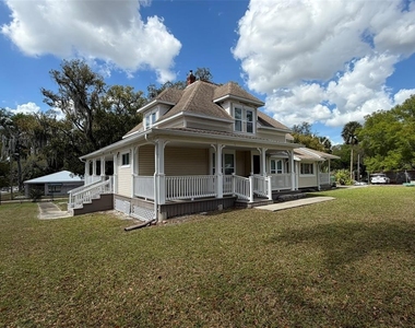 903 E New York Avenue - Photo Thumbnail 26
