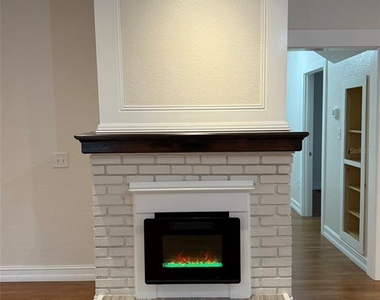 903 E New York Avenue - Photo Thumbnail 7