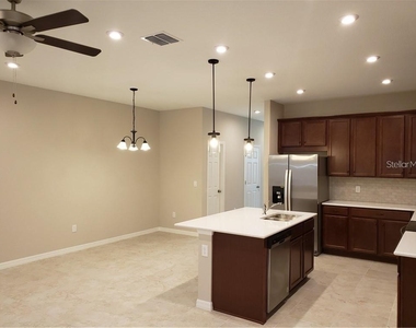 15915 Marina Bay Drive - Photo Thumbnail 1