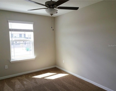 15915 Marina Bay Drive - Photo Thumbnail 12