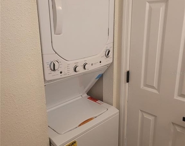 1236 Dovehill Drive - Photo Thumbnail 13