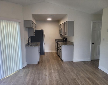 1236 Dovehill Drive - Photo Thumbnail 22