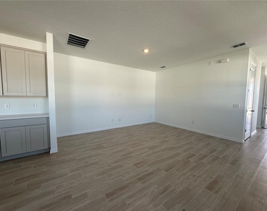 17651 Japonica Bloom Drive - Photo Thumbnail 5