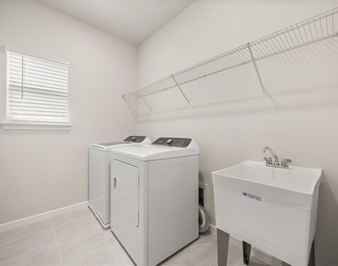 3032 Prospect Trail - Photo Thumbnail 15