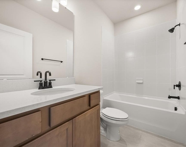 3032 Prospect Trail - Photo Thumbnail 18