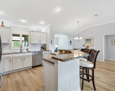 3394 Ridgewood Path - Photo Thumbnail 6