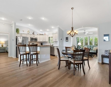 3394 Ridgewood Path - Photo Thumbnail 4
