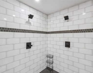 1304 Santa Rosa Court - Photo Thumbnail 18