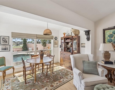 1304 Santa Rosa Court - Photo Thumbnail 12