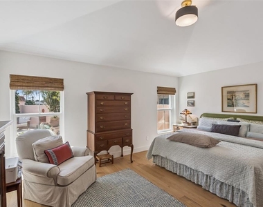 1304 Santa Rosa Court - Photo Thumbnail 15