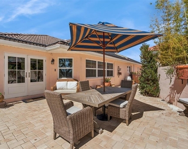 1304 Santa Rosa Court - Photo Thumbnail 20