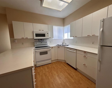 35 Magnolia Avenue - Photo Thumbnail 12