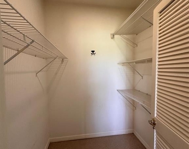 35 Magnolia Avenue - Photo Thumbnail 16